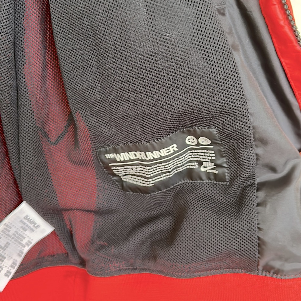 Nike Windrunner Jacket L - image 7